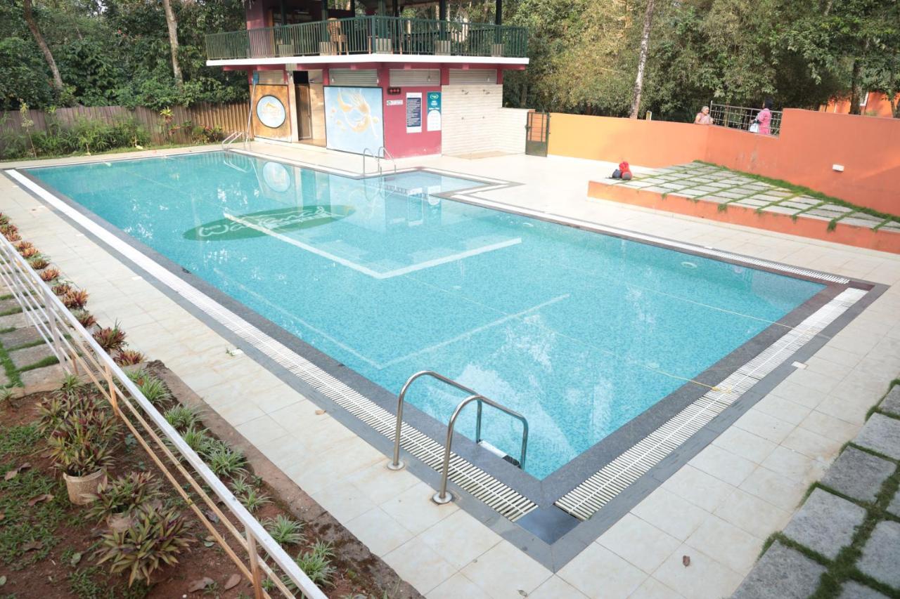 The Wayanad Club Hotel Sultan Bathery Exterior foto
